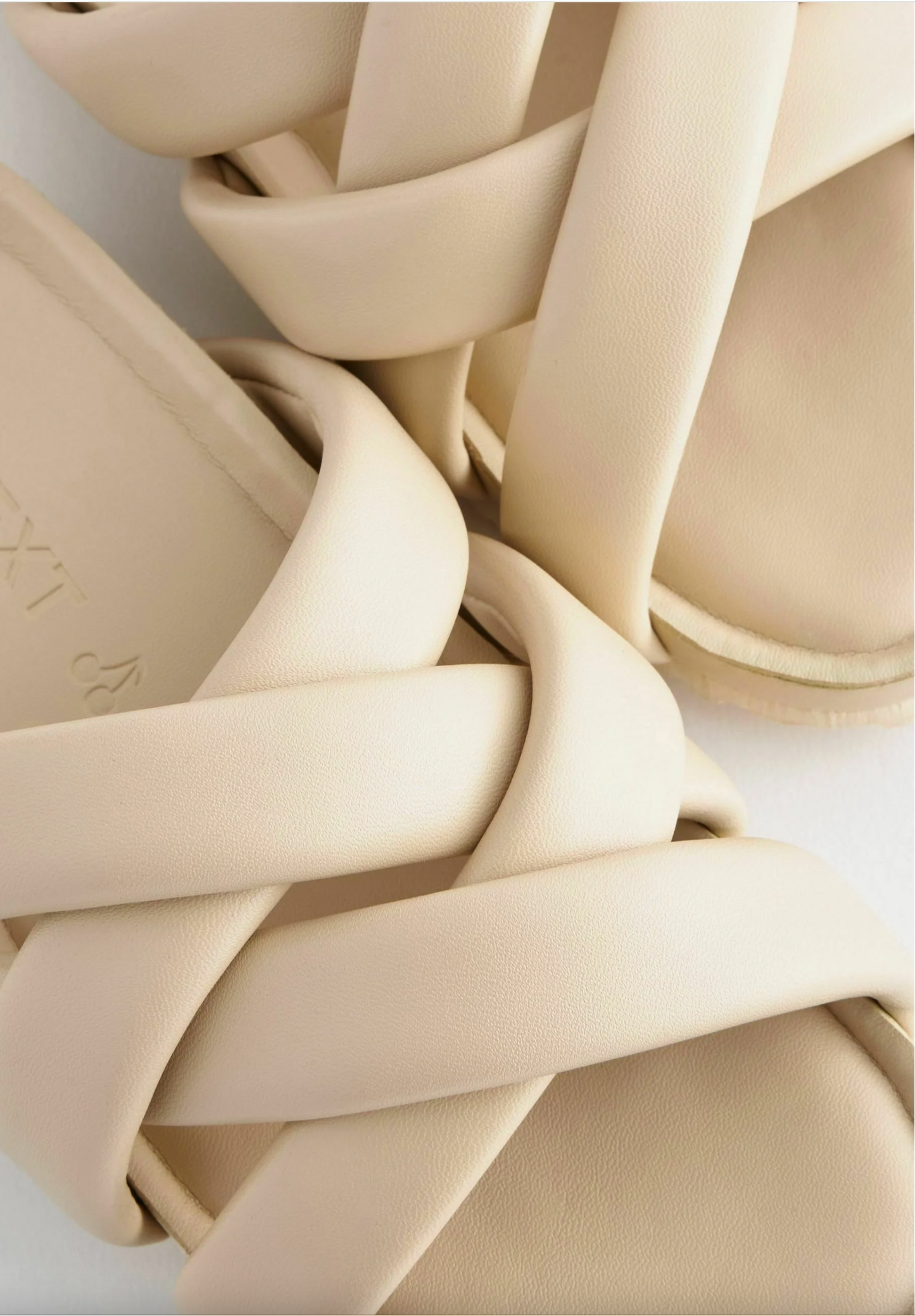 Next Padded Woven Sliders